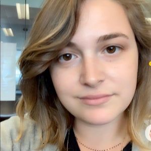 Meet your Posher, Christina